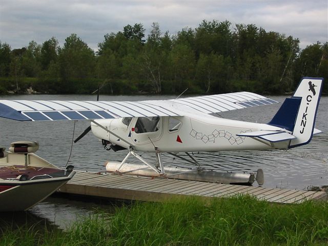 Pelican on 1200lbs straight floats