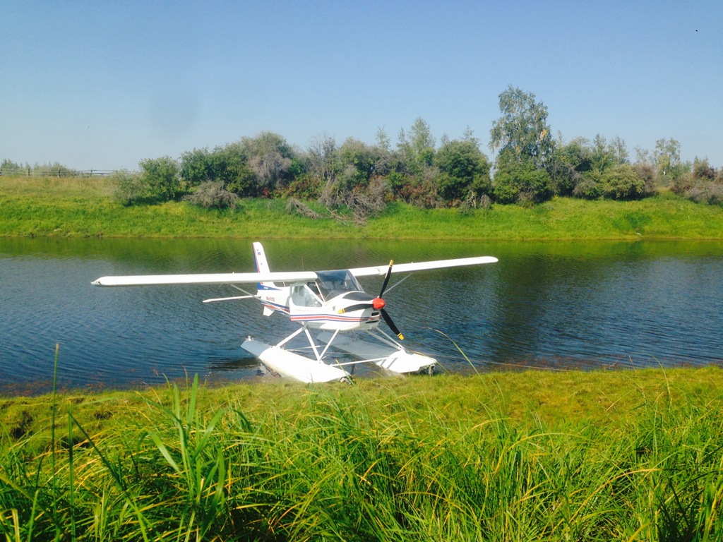 Tecnam P-92 Seasky on 1400lbs amphibian floats